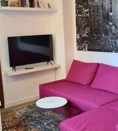Buedchen Am Rathaus-Parkplatz-Bett Und Schlafcouch-Eg-Netflix- Appartement Oberhausen  Buitenkant foto